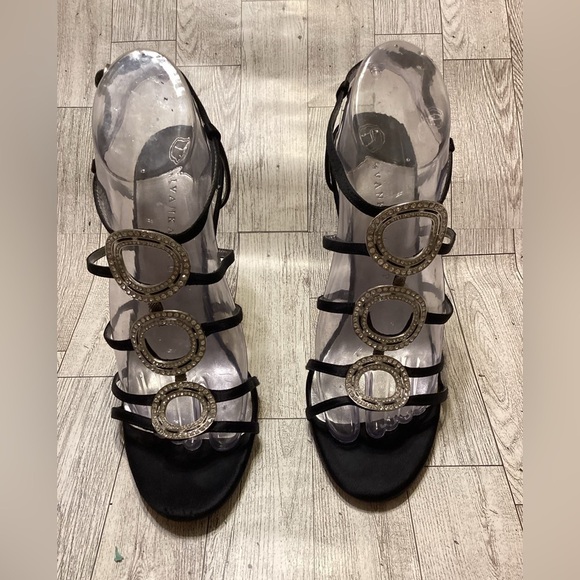 Ivanka Trump Heels Size 8.5 M - Picture 1 of 10